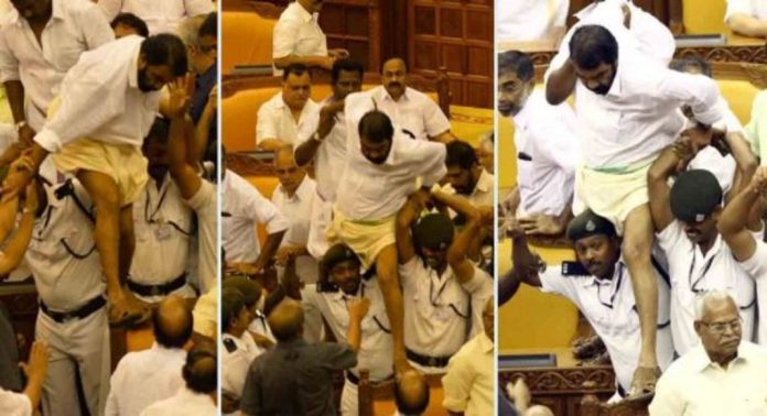 നിയമസഭ കയ്യാങ്കളി കേസ് ഇന്ന് തിരുവനന്തപുരം സിജെഎം കോടതി പരിഗണിക്കും നിയമസഭ കയ്യാങ്കളി കേസ് ഇന്ന് തിരുവനന്തപുരം സിജെഎം കോടതി പരിഗണിക്കും
