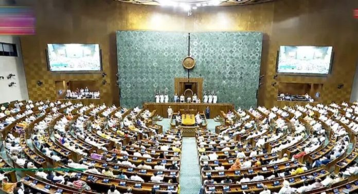 2023-ലെ വനിതാ സംവരണ നിയമം പ്രാബല്യത്തില് വന്നു ; വിജ്ഞാപനമിറക്കി കേന്ദ്രസര്ക്കാര് 2023-ലെ വനിതാ സംവരണ നിയമം പ്രാബല്യത്തില് വന്നു ; വിജ്ഞാപനമിറക്കി കേന്ദ്രസര്ക്കാര്