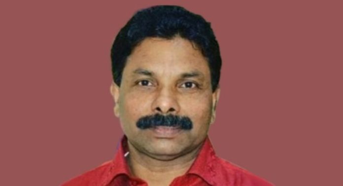 ജോലി ഉപേക്ഷിച്ച് മടങ്ങിയത് പലവട്ടം ; കമ്പനി ഉടമയുടെ വിളിയിൽ വീണ്ടും കുവൈത്തിലേക്ക്, ആഗ്രഹം ബാക്കിയാക്കി മുരളീധരൻ മടങ്ങി ജോലി ഉപേക്ഷിച്ച് മടങ്ങിയത് പലവട്ടം ; കമ്പനി ഉടമയുടെ വിളിയിൽ വീണ്ടും കുവൈത്തിലേക്ക്, ആഗ്രഹം ബാക്കിയാക്കി മുരളീധരൻ മടങ്ങി