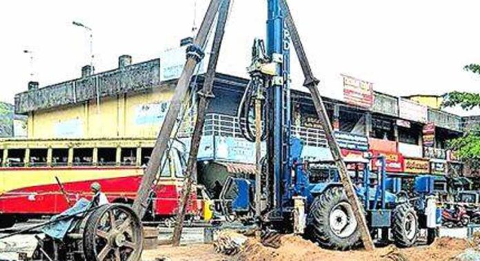 നിർമ്മാണ പ്രവർത്തനങ്ങളുടെ പേരിൽ പത്തനംതിട്ട നഗരത്തിലുണ്ടായിരിക്കുന്ന സ്തംഭനാവസ്ഥ വ്യാപാര മേഖലയെ പ്രതിസന്ധിയിലാക്കി ; കേരള വ്യാപാരി വ്യവസായി ഏകോപന സമിതി നിർമ്മാണ പ്രവർത്തനങ്ങളുടെ പേരിൽ പത്തനംതിട്ട നഗരത്തിലുണ്ടായിരിക്കുന്ന സ്തംഭനാവസ്ഥ വ്യാപാര മേഖലയെ പ്രതിസന്ധിയിലാക്കി ; കേരള വ്യാപാരി വ്യവസായി ഏകോപന സമിതി