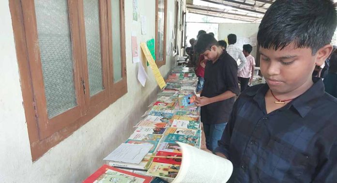 വൈക്കം ഗവ.യുപി സ്കൂളിൽ വായന വാരാഘോഷത്തിന് തുടക്കം കുറിച്ചു വൈക്കം ഗവ.യുപി സ്കൂളിൽ വായന വാരാഘോഷത്തിന് തുടക്കം കുറിച്ചു