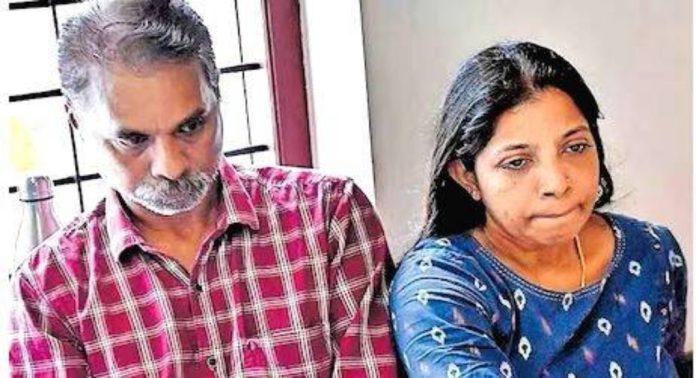 സിദ്ധാർത്ഥന്റെ മരണം : ‘ പ്രതികളെ പരീക്ഷയെഴുതാൻ അനുവദിക്കരുത് ‘ ; ഗവർണർക്ക് മാതാപിതാക്കളുടെ പരാതി സിദ്ധാർത്ഥന്റെ മരണം : ‘ പ്രതികളെ പരീക്ഷയെഴുതാൻ അനുവദിക്കരുത് ‘ ; ഗവർണർക്ക് മാതാപിതാക്കളുടെ പരാതി