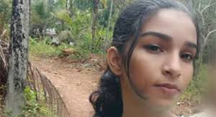 നാദാപുരത്തെ ഒന്പതാം ക്ലാസുകാരിയുടെ മരണം ഭക്ഷ്യവിഷബാധമൂലമെന്ന് സംശയം നാദാപുരത്തെ ഒന്പതാം ക്ലാസുകാരിയുടെ മരണം ഭക്ഷ്യവിഷബാധമൂലമെന്ന് സംശയം