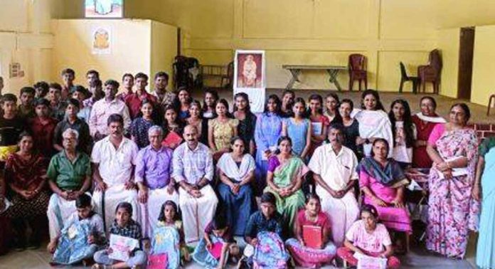 എസ്.എൻ.ഡി.പി.യോഗം ആഞ്ഞിലിത്താനം ശാഖയിൽ പോഷക സംഘടനകളുടെ തിരഞ്ഞെടുപ്പും പഠനോപകരണ വിതരണവും നടന്നു എസ്.എൻ.ഡി.പി.യോഗം ആഞ്ഞിലിത്താനം ശാഖയിൽ പോഷക സംഘടനകളുടെ തിരഞ്ഞെടുപ്പും പഠനോപകരണ വിതരണവും നടന്നു