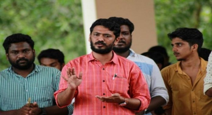 ‘മലബാറിൽ പ്ലസ് വൺ സീറ്റിൽ ഗുരുതര പ്രതിസന്ധി’ ; വിദ്യാഭ്യാസ മന്ത്രിയെ തള്ളി എസ്.എഫ്.ഐ ‘മലബാറിൽ പ്ലസ് വൺ സീറ്റിൽ ഗുരുതര പ്രതിസന്ധി’ ; വിദ്യാഭ്യാസ മന്ത്രിയെ തള്ളി എസ്.എഫ്.ഐ