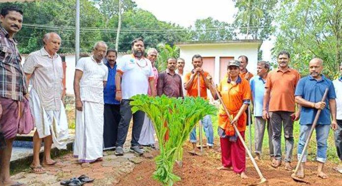 വാളക്കോട് എൽ.പി സ്കൂളും പരിസരവും സേവാഭാരതി പള്ളിക്കലിന്റെ നേതൃത്വത്തിൽ ശുചീകരിച്ചു വാളക്കോട് എൽ.പി സ്കൂളും പരിസരവും സേവാഭാരതി പള്ളിക്കലിന്റെ നേതൃത്വത്തിൽ ശുചീകരിച്ചു