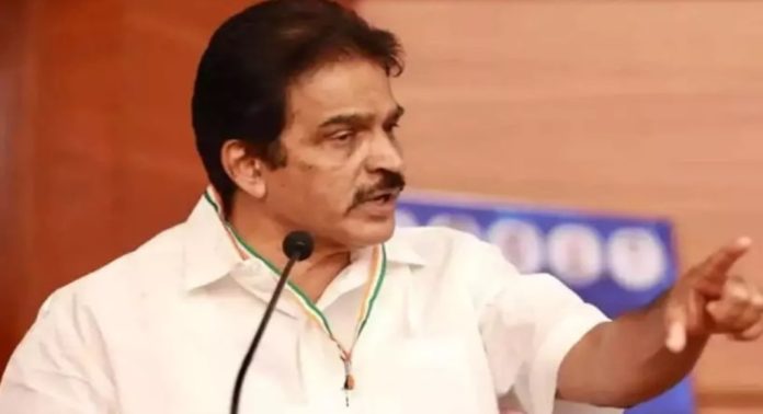 മാനനഷ്ട കേസ് ഫയല് ചെയ്ത് കെ.സി വേണുഗോപാല് മാനനഷ്ട കേസ് ഫയല് ചെയ്ത് കെ.സി വേണുഗോപാല്