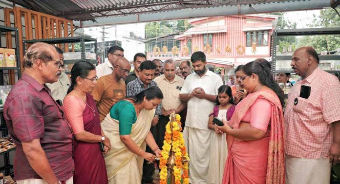 വിഷവിമുക്ത ഓർഗാനിക്ക് ഉത്പന്നങ്ങളുമായി മല്ലപ്പള്ളി ഫാർമർ പ്രൊഡ്യൂസർ കമ്പനി വിപണിയിലേക്ക് വിഷവിമുക്ത ഓർഗാനിക്ക് ഉത്പന്നങ്ങളുമായി മല്ലപ്പള്ളി ഫാർമർ പ്രൊഡ്യൂസർ കമ്പനി വിപണിയിലേക്ക്