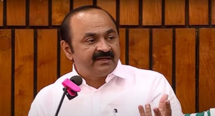 മുഖ്യമന്ത്രി സ്ഥാനത്തിൽ മറുപടിയുമായി വിഡി സതീശൻ മുഖ്യമന്ത്രി സ്ഥാനത്തിൽ മറുപടിയുമായി വിഡി സതീശൻ