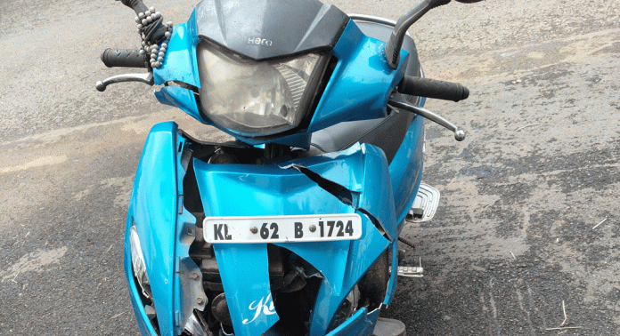 വെച്ചൂച്ചിറ സിഎസ്ഐ പള്ളി പടിക്കൽ അപകടങ്ങൾ തുടർക്കഥയാകുന്നു വെച്ചൂച്ചിറ സിഎസ്ഐ പള്ളി പടിക്കൽ അപകടങ്ങൾ തുടർക്കഥയാകുന്നു