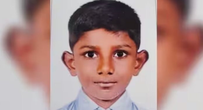 സ്കൂട്ടർ നിയന്ത്രണം വിട്ട് മറിഞ്ഞു ; വിദ്യാർത്ഥിക്ക് ദാരുണാന്ത്യം സ്കൂട്ടർ നിയന്ത്രണം വിട്ട് മറിഞ്ഞു ; വിദ്യാർത്ഥിക്ക് ദാരുണാന്ത്യം