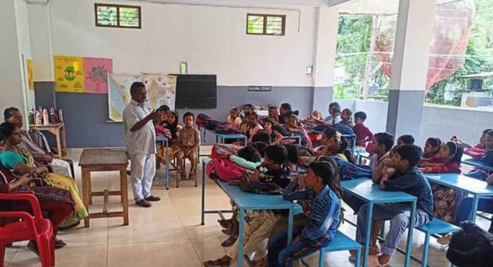 ചിറ്റാർ കൊടുമുടി കെ.വി.എൽ.പി സ്കൂളിൽ പരിസ്ഥിതി അവബോധന ക്ലാസ് നടത്തി ചിറ്റാർ കൊടുമുടി കെ.വി.എൽ.പി സ്കൂളിൽ പരിസ്ഥിതി അവബോധന ക്ലാസ് നടത്തി