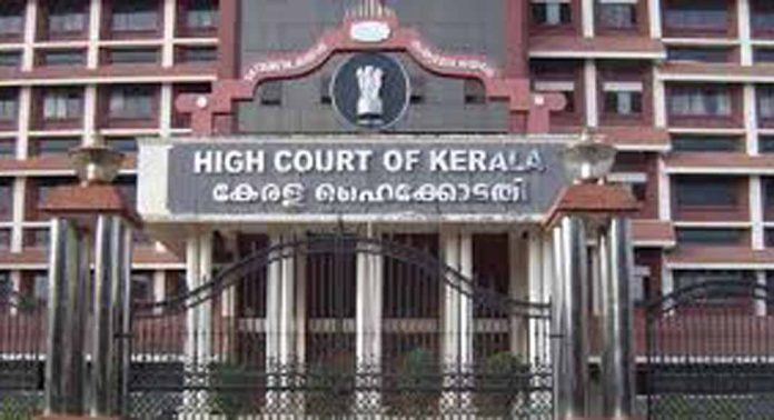 ലിവിംഗ് ടുഗതർ ബന്ധങ്ങൾ വിവാഹമല്ലെന്നും പങ്കാളിയെ ഭർത്താവെന്ന് പറയാനാകില്ലെന്നും ഹൈക്കോടതി ലിവിംഗ് ടുഗതർ ബന്ധങ്ങൾ വിവാഹമല്ലെന്നും പങ്കാളിയെ ഭർത്താവെന്ന് പറയാനാകില്ലെന്നും ഹൈക്കോടതി
