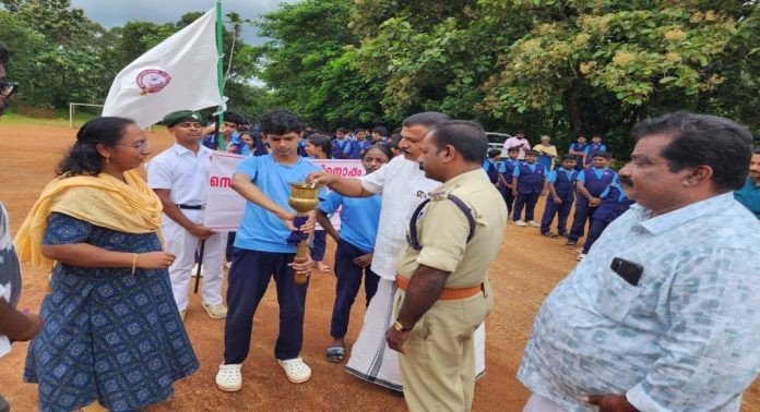 ഒളിമ്പിക്സ് കൂട്ടയോട്ടവും ഒളിമ്പിക്സ് ജ്വാല റാലിയും നടത്തി ഒളിമ്പിക്സ് കൂട്ടയോട്ടവും ഒളിമ്പിക്സ് ജ്വാല റാലിയും നടത്തി