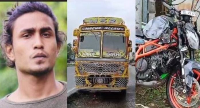 സിഗ്നൽ ജങ്ഷനില് ലോറിയും ബൈക്കും കൂട്ടിയിടിച്ചു ; ബൈക്ക് യാത്രക്കാരന് ദാരുണാന്ത്യം സിഗ്നൽ ജങ്ഷനില് ലോറിയും ബൈക്കും കൂട്ടിയിടിച്ചു ; ബൈക്ക് യാത്രക്കാരന് ദാരുണാന്ത്യം