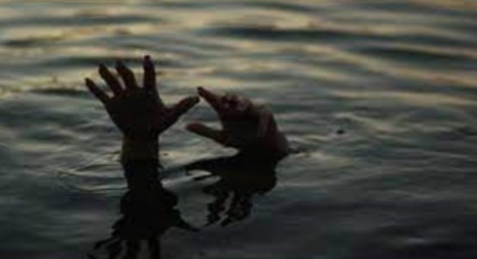 കൊട്ടിയൂർ ബാവലിപ്പുഴയിൽ ഒഴുക്കിൽപ്പെട്ട കുട്ടിയെ രക്ഷപ്പെടുത്തി കൊട്ടിയൂർ ബാവലിപ്പുഴയിൽ ഒഴുക്കിൽപ്പെട്ട കുട്ടിയെ രക്ഷപ്പെടുത്തി