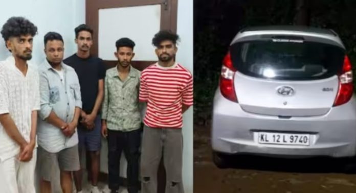 കാറിന്റെ സ്റ്റിയറിംഗിനു താഴെ ഒളിപ്പിച്ച നിലയില് ; മാരക മയക്കുമരുന്നുമായി നഴ്സിങ് വിദ്യാർഥികളടക്കം അഞ്ച് പേർ പിടിയിൽ കാറിന്റെ സ്റ്റിയറിംഗിനു താഴെ ഒളിപ്പിച്ച നിലയില് ; മാരക മയക്കുമരുന്നുമായി നഴ്സിങ് വിദ്യാർഥികളടക്കം അഞ്ച് പേർ പിടിയിൽ