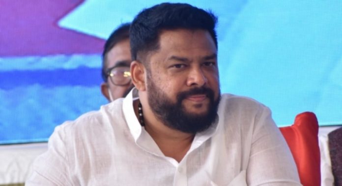 സർക്കാർ ഫണ്ട് വാത്മീകി കോർപ്പറേഷൻ വഴി തിരിമറി നടത്തി ; കർണാടക മുൻ മന്ത്രി ഇഡി കസ്റ്റഡിയിൽ സർക്കാർ ഫണ്ട് വാത്മീകി കോർപ്പറേഷൻ വഴി തിരിമറി നടത്തി ; കർണാടക മുൻ മന്ത്രി ഇഡി കസ്റ്റഡിയിൽ