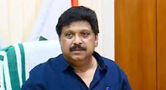 കോന്നിയിലേക്ക് കൂടുതൽ സർവീസുകൾ അനുവദിക്കും : കെ.ബി.ഗണേഷ് കുമാർ കോന്നിയിലേക്ക് കൂടുതൽ സർവീസുകൾ അനുവദിക്കും : കെ.ബി.ഗണേഷ് കുമാർ