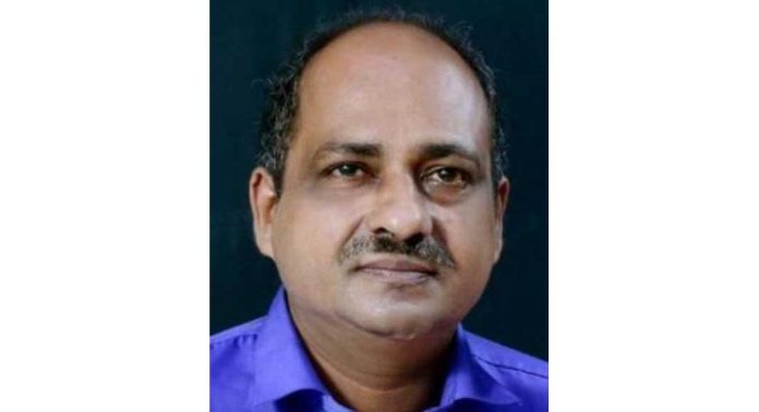 കിഴക്കുപുറം കോട്ട മുക്കിൽ ഇരുചക്ര വാഹനാപകടം ; കോട്ടമുക്ക് സ്വദേശി മഠത്തിലേത്ത് എം.കെ ബിനു (52) നിര്യാതനായി കിഴക്കുപുറം കോട്ട മുക്കിൽ ഇരുചക്ര വാഹനാപകടം ; കോട്ടമുക്ക് സ്വദേശി മഠത്തിലേത്ത് എം.കെ ബിനു (52) നിര്യാതനായി