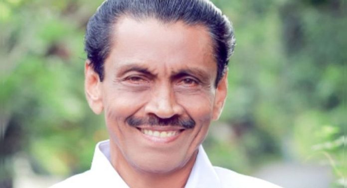 ഇടുക്കി കോൺഗ്രസിൽ നാടകീയ നീക്കം ; രാജിക്കത്ത് നൽകി ഡി.സി.സി പ്രസിഡൻ്റ് ഇടുക്കി കോൺഗ്രസിൽ നാടകീയ നീക്കം ; രാജിക്കത്ത് നൽകി ഡി.സി.സി പ്രസിഡൻ്റ്