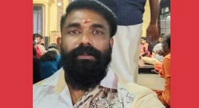 കൊലക്കേസ് പ്രതിയെ വെട്ടിക്കൊലപ്പെടുത്തിയ സംഭവം ; മൂന്ന് പേർ അറസ്റ്റിൽ കൊലക്കേസ് പ്രതിയെ വെട്ടിക്കൊലപ്പെടുത്തിയ സംഭവം ; മൂന്ന് പേർ അറസ്റ്റിൽ