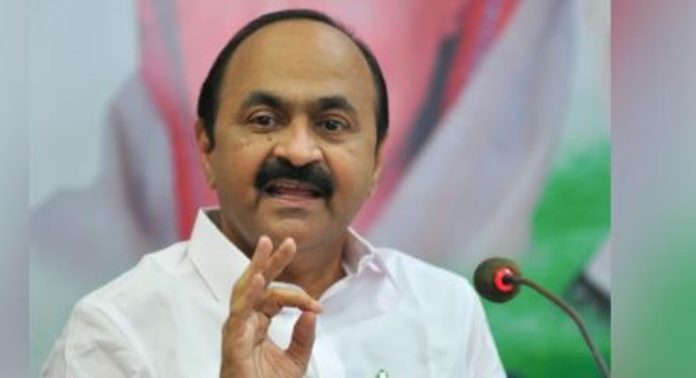 ലോറി കണ്ടുപിടിച്ചില്ലേ, കർണാടകയ്ക്കെതിരായ വികാരം ഉണ്ടാക്കരുത് ; പ്രതിപക്ഷ നേതാവ് ലോറി കണ്ടുപിടിച്ചില്ലേ, കർണാടകയ്ക്കെതിരായ വികാരം ഉണ്ടാക്കരുത് ; പ്രതിപക്ഷ നേതാവ്