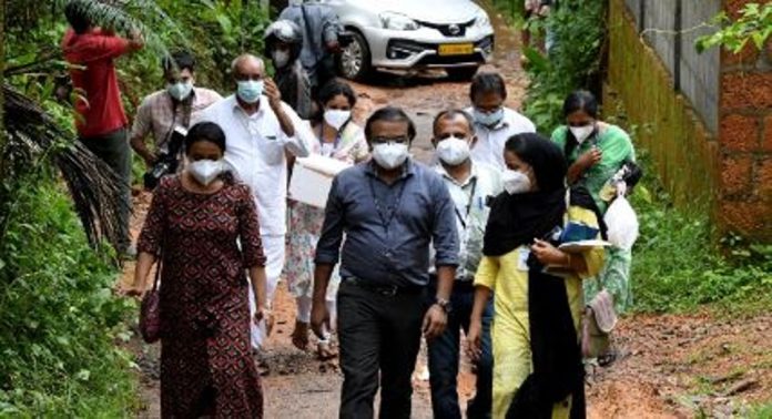 നിപ ഭീതി ; തലസ്ഥാനത്തും കനത്ത ജാഗ്രത, നാല് പേരുടെ സാമ്പിൾ പരിശോധിക്കും നിപ ഭീതി ; തലസ്ഥാനത്തും കനത്ത ജാഗ്രത, നാല് പേരുടെ സാമ്പിൾ പരിശോധിക്കും