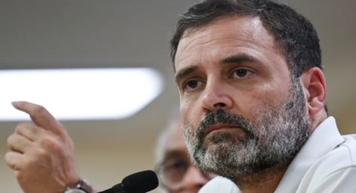 ഭീകരാക്രമണത്തിൽ സൈനികർ കൊല്ലപ്പെട്ട സംഭവം ; രാഹുൽ ഗാന്ധി ദു:ഖം രേഖപ്പെടുത്തി ഭീകരാക്രമണത്തിൽ സൈനികർ കൊല്ലപ്പെട്ട സംഭവം ; രാഹുൽ ഗാന്ധി ദു:ഖം രേഖപ്പെടുത്തി