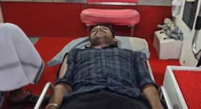 കുന്നംകുളത്ത് യുവാവിനെ ബൈക്കിടിച്ച് കൊലപ്പെടുത്താന് ശ്രമം കുന്നംകുളത്ത് യുവാവിനെ ബൈക്കിടിച്ച് കൊലപ്പെടുത്താന് ശ്രമം
