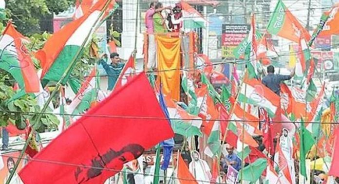 തദ്ദേശ ഉപതിരഞ്ഞെടുപ്പ് ; യുഡിഎഫും എല്ഡിഎഫും ബലാബലം, മൂന്ന് സീറ്റില് എന്ഡിഎ തദ്ദേശ ഉപതിരഞ്ഞെടുപ്പ് ; യുഡിഎഫും എല്ഡിഎഫും ബലാബലം, മൂന്ന് സീറ്റില് എന്ഡിഎ