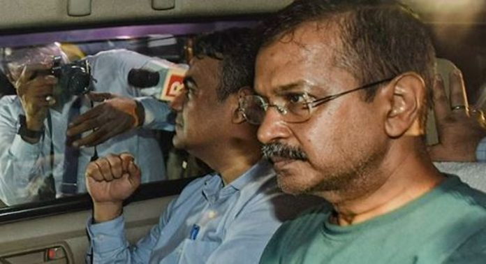 കെജ്രിവാളിനെ ജയിലിൽ വെച്ച് കൊലപ്പെടുത്താൻ ഗൂഢാലോചന നടത്തി ; ഗുരുതര ആരോപണവുമായി ആം ആദ്മി പാര്ട്ടി കെജ്രിവാളിനെ ജയിലിൽ വെച്ച് കൊലപ്പെടുത്താൻ ഗൂഢാലോചന നടത്തി ; ഗുരുതര ആരോപണവുമായി ആം ആദ്മി പാര്ട്ടി