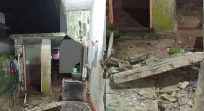 വീടിന്റെ സണ്ഷേഡ് ഇടിഞ്ഞു വീണ് വീട്ടമ്മക്ക് പരിക്ക് വീടിന്റെ സണ്ഷേഡ് ഇടിഞ്ഞു വീണ് വീട്ടമ്മക്ക് പരിക്ക്