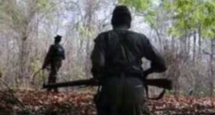 മഹാരാഷ്ട്രയിലെ ഗഡ്ചിറോളിയിൽ ഏറ്റുമുട്ടൽ ; 12 മാവോയിസ്റ്റുകളെ വധിച്ചു മഹാരാഷ്ട്രയിലെ ഗഡ്ചിറോളിയിൽ ഏറ്റുമുട്ടൽ ; 12 മാവോയിസ്റ്റുകളെ വധിച്ചു