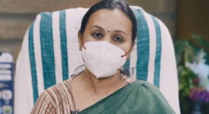 നിപയിൽ വീണ്ടും ആശ്വാസം ; ഇന്ന് നാലു പേരുടെ പരിശോധനാ ഫലങ്ങള് കൂടി നെഗറ്റീവായി, ജാഗ്രത തുടരണമെന്ന് ആരോഗ്യമന്ത്രി നിപയിൽ വീണ്ടും ആശ്വാസം ; ഇന്ന് നാലു പേരുടെ പരിശോധനാ ഫലങ്ങള് കൂടി നെഗറ്റീവായി, ജാഗ്രത തുടരണമെന്ന് ആരോഗ്യമന്ത്രി