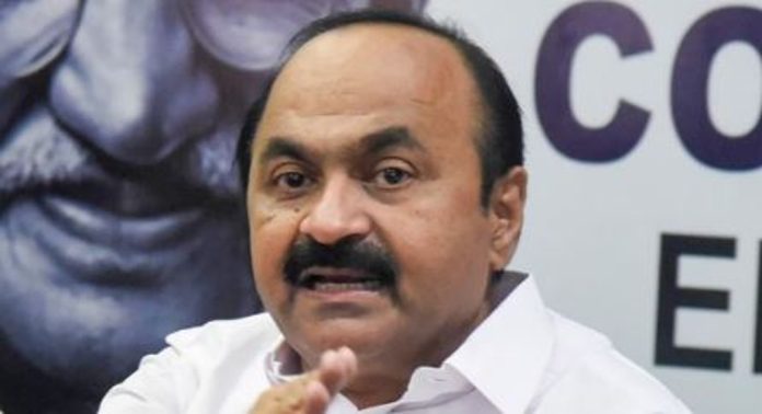 ഞാൻ വിമർശനത്തിന് അതീതനല്ല, വിമർശനം ശരിയെങ്കിൽ തിരുത്തും ; വി ഡി സതീശൻ ഞാൻ വിമർശനത്തിന് അതീതനല്ല, വിമർശനം ശരിയെങ്കിൽ തിരുത്തും ; വി ഡി സതീശൻ