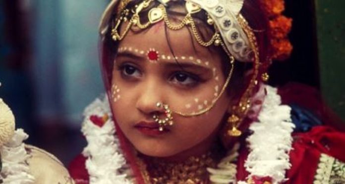 രാജ്യത്ത് പ്രതിദിനം നടക്കുന്നത് 4400 ശൈശവ വിവാഹങ്ങള് ; ഞെട്ടിപ്പിക്കുന്ന റിപ്പോർട്ടുകൾ പുറത്ത് രാജ്യത്ത് പ്രതിദിനം നടക്കുന്നത് 4400 ശൈശവ വിവാഹങ്ങള് ; ഞെട്ടിപ്പിക്കുന്ന റിപ്പോർട്ടുകൾ പുറത്ത്