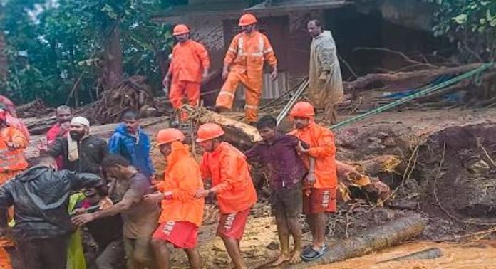 വെല്ലുവിളിയായി ചൂരൽമലയിൽ മഴ കനക്കുന്നു ; കർണാടക മന്ത്രിയും വയനാട്ടിലേക്ക് ; കൽപ്പറ്റയിൽ താൽക്കാലിക ആശുപത്രി വെല്ലുവിളിയായി ചൂരൽമലയിൽ മഴ കനക്കുന്നു ; കർണാടക മന്ത്രിയും വയനാട്ടിലേക്ക് ; കൽപ്പറ്റയിൽ താൽക്കാലിക ആശുപത്രി