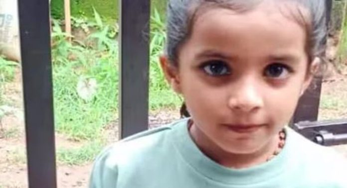 സ്കൂൾ ബസ് ഇടിച്ച് കുട്ടി മരിച്ച സംഭവം ; ഡ്രൈവർ അറസ്റ്റിൽ സ്കൂൾ ബസ് ഇടിച്ച് കുട്ടി മരിച്ച സംഭവം ; ഡ്രൈവർ അറസ്റ്റിൽ