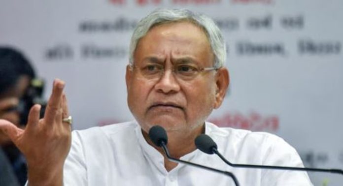 ബിഹാറിന് പ്രത്യേകപദവി നൽകില്ലെന്ന് കേന്ദ്രസർക്കാർ ; നിതീഷ് രാജിവെക്കണമെന്ന് ആര്.ജെ.ഡി ബിഹാറിന് പ്രത്യേകപദവി നൽകില്ലെന്ന് കേന്ദ്രസർക്കാർ ; നിതീഷ് രാജിവെക്കണമെന്ന് ആര്.ജെ.ഡി