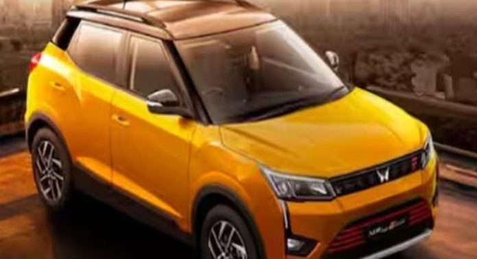 മഹീന്ദ്ര XUV3XOയുടെ ഏറ്റവും വിലകുറഞ്ഞ പതിപ്പെത്തി മഹീന്ദ്ര XUV3XOയുടെ ഏറ്റവും വിലകുറഞ്ഞ പതിപ്പെത്തി