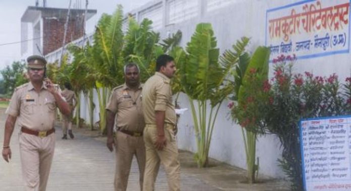 ഹാഥ്റസ് ദുരന്തം ; ഗൂഢാലോചന തള്ളാനാവില്ലെന്ന് അന്വേഷണസംഘം ഹാഥ്റസ് ദുരന്തം ; ഗൂഢാലോചന തള്ളാനാവില്ലെന്ന് അന്വേഷണസംഘം