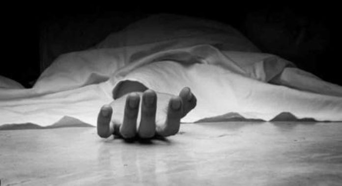 കാർ ബൈക്കിലേക്ക് ഇടിച്ച് കയറി അപകടം ; 24 കാരന് ദാരുണാന്ത്യം കാർ ബൈക്കിലേക്ക് ഇടിച്ച് കയറി അപകടം ; 24 കാരന് ദാരുണാന്ത്യം