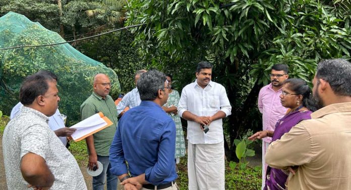 സീതത്തോട്-ഗുരുനാഥൻമണ്ണ് റോഡ് നിർമ്മാണം പത്തുമാസം കൊണ്ട് പൂർത്തീകരിക്കും സീതത്തോട്-ഗുരുനാഥൻമണ്ണ് റോഡ് നിർമ്മാണം പത്തുമാസം കൊണ്ട് പൂർത്തീകരിക്കും