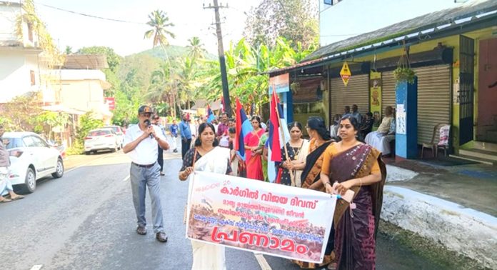 കോന്നി പഞ്ചായത്ത് കമ്മിറ്റി പ്രതിപക്ഷ അംഗങ്ങൾ ബഹിഷ്കരിച്ചു കോന്നി പഞ്ചായത്ത് കമ്മിറ്റി പ്രതിപക്ഷ അംഗങ്ങൾ ബഹിഷ്കരിച്ചു