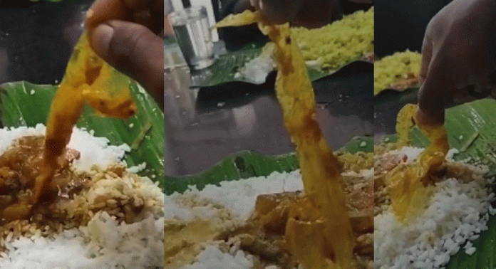 കോഴിക്കോട് ജനത ഹോട്ടലിലെ സാമ്പാറിൽ നിന്ന് പ്ലാസ്റ്റിക് സഞ്ചി കണ്ടെത്തി കോഴിക്കോട് ജനത ഹോട്ടലിലെ സാമ്പാറിൽ നിന്ന് പ്ലാസ്റ്റിക് സഞ്ചി കണ്ടെത്തി