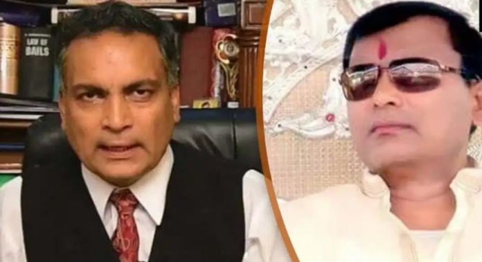 ‘ഭോലേ ബാബ ഭക്തരെ തന്റെ കാലിൽ തൊടാൻ അനുവദിച്ചിരുന്നില്ല ‘ ; വാദങ്ങൾ തള്ളി അഭിഭാഷകൻ ‘ഭോലേ ബാബ ഭക്തരെ തന്റെ കാലിൽ തൊടാൻ അനുവദിച്ചിരുന്നില്ല ‘ ; വാദങ്ങൾ തള്ളി അഭിഭാഷകൻ