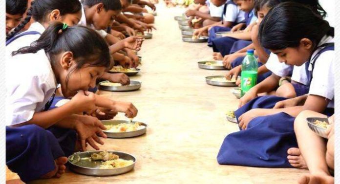 എയ്ഡഡ് സ്കൂളിലെ ഉച്ചക്കഞ്ഞി അഴിമതി ; വിജിലൻസ് അന്വേഷണത്തിന് ഉത്തരവിട്ട് പ്രത്യേക കോടതി എയ്ഡഡ് സ്കൂളിലെ ഉച്ചക്കഞ്ഞി അഴിമതി ; വിജിലൻസ് അന്വേഷണത്തിന് ഉത്തരവിട്ട് പ്രത്യേക കോടതി