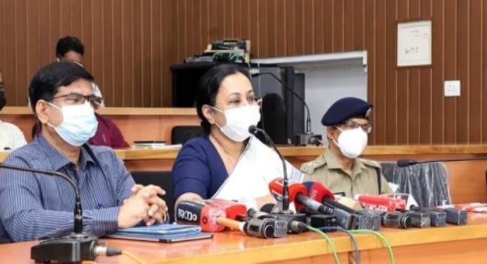 നിപ ബാധിച്ച് മരിച്ച കുട്ടിയുടെ സമ്പർക്ക പട്ടികയിൽ 406 പേർ ; 196 പേർ ഹൈറിസ്ക് വിഭാഗത്തിൽ ; അവലോകന യോഗം ഇന്ന് നിപ ബാധിച്ച് മരിച്ച കുട്ടിയുടെ സമ്പർക്ക പട്ടികയിൽ 406 പേർ ; 196 പേർ ഹൈറിസ്ക് വിഭാഗത്തിൽ ; അവലോകന യോഗം ഇന്ന്