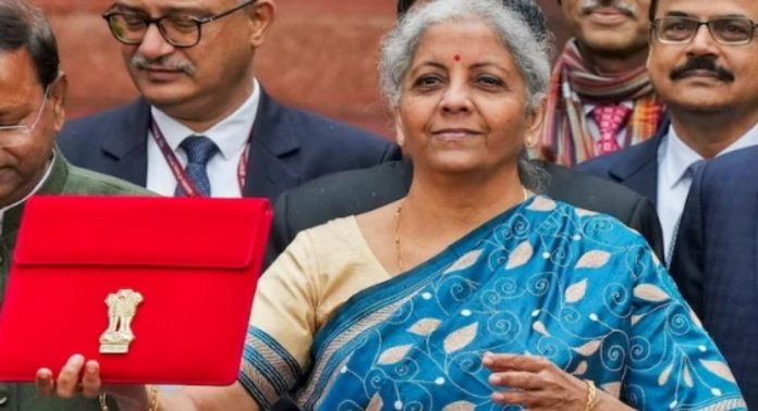 ബജറ്റില് എല്ലാ സംസ്ഥാനങ്ങളെയും എപ്പോഴും പരാമർശിക്കാനാവില്ല ; ആരോടും വിരോധവും വിധേയത്വവും ഇല്ലെന്ന് ധനമന്ത്രി ബജറ്റില് എല്ലാ സംസ്ഥാനങ്ങളെയും എപ്പോഴും പരാമർശിക്കാനാവില്ല ; ആരോടും വിരോധവും വിധേയത്വവും ഇല്ലെന്ന് ധനമന്ത്രി